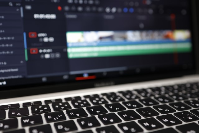 動画編集ソフトを使用しているパソコン